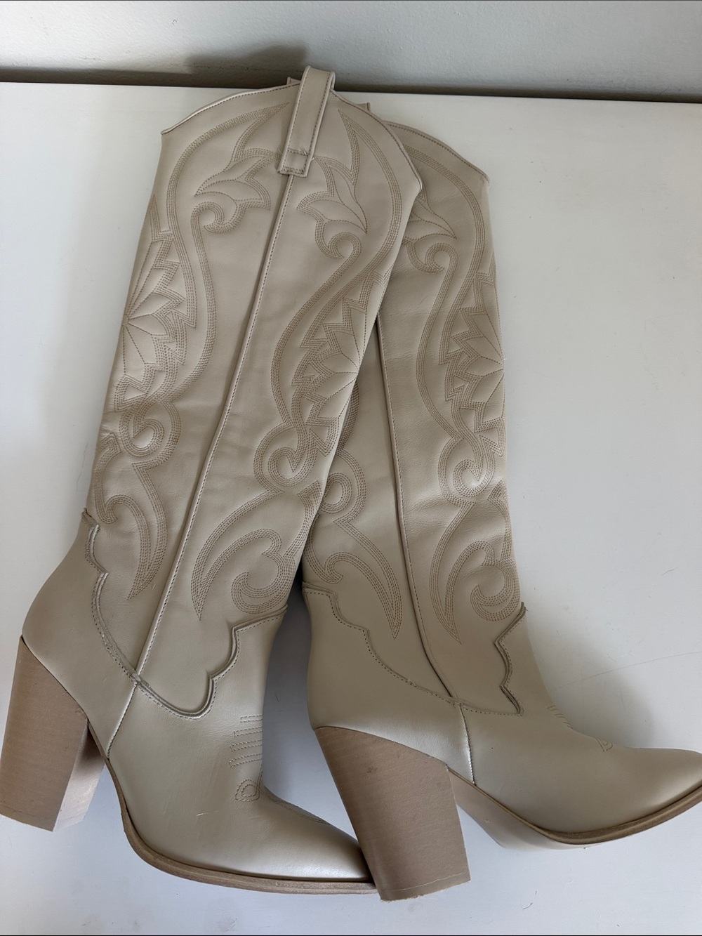 Steve Madden Lasso Knee High Western Boots in Bone Leather